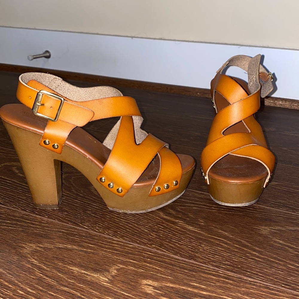 Women Brown Platform Heels Size 8